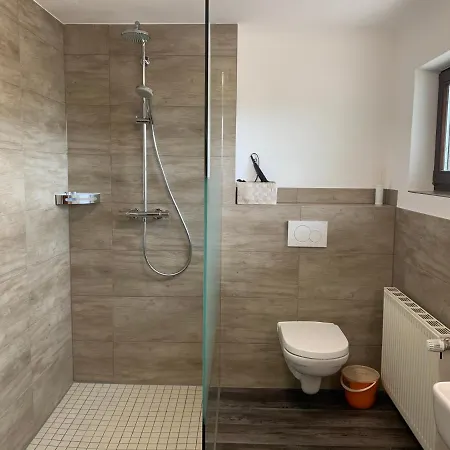 Zuck Hotel *