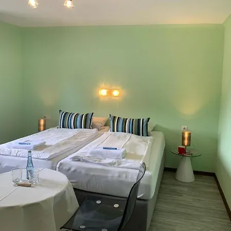 ホテル Zuck Schauren